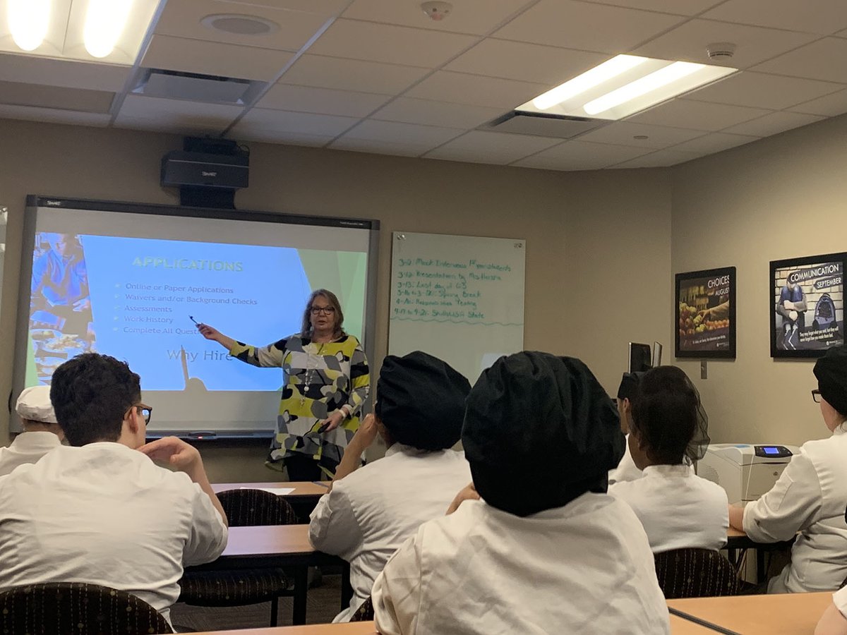 FrancisTuttle's tweet photo. #ServiceCareers students got to hear from Cindy Harsha, a partner for #ShortySmall’s restaurants! She shared tips on #job applications, #interviews and performance. The #students then participated in a fun team-building exercise. #Thankyou, Cindy! https://t.co/dJmR4xw14n