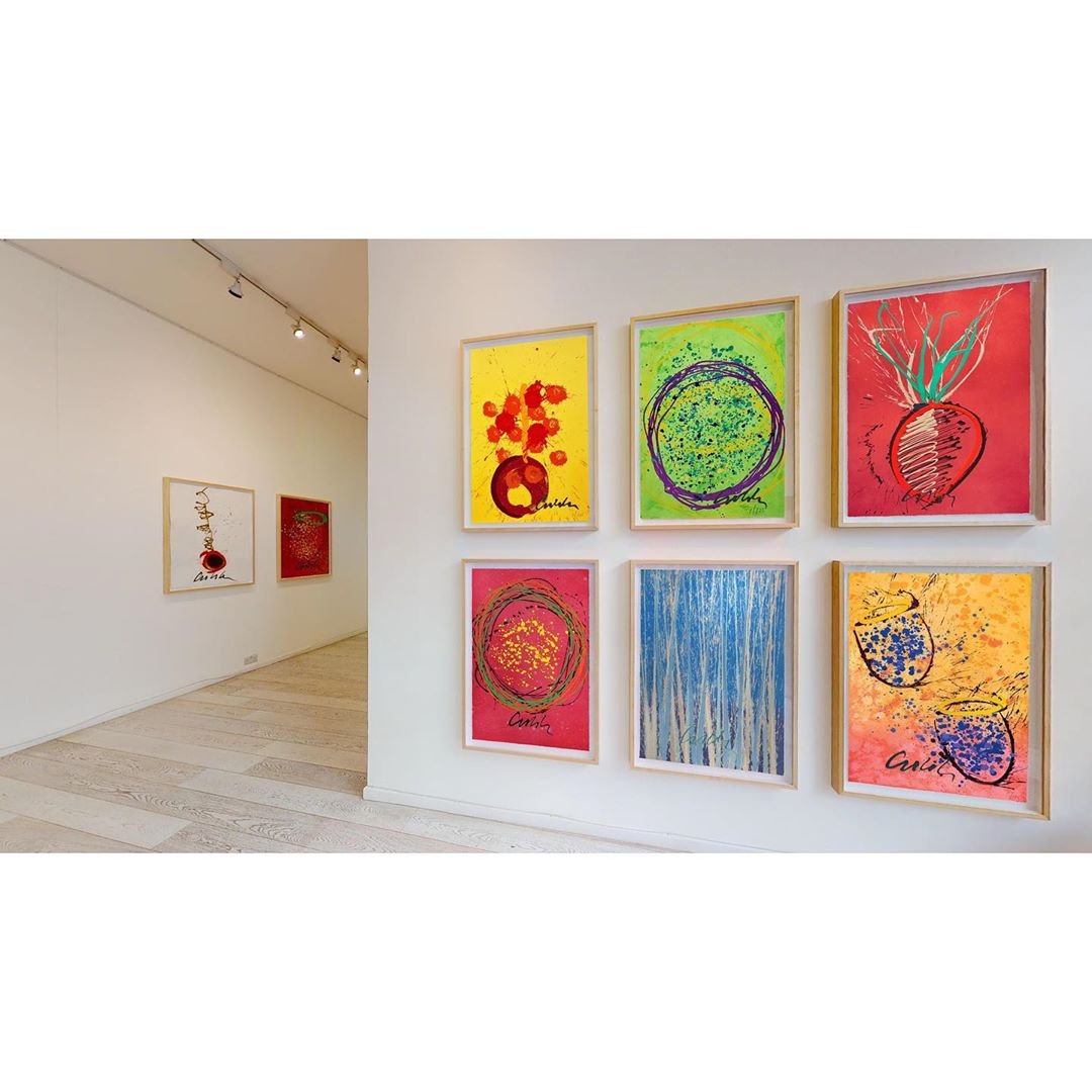 Don’t miss “Chihuly,” an exhibition of twenty-nine fine art prints and ten original works on paper, at <a href="/SimsReedGallery/">Sims Reed Gallery</a> in London until May 1, 2020. For more information, visit: bit.ly/2XjRukK.© Chihuly Studio