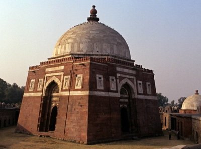 The dome is also a symbolic manifestation of this concept. The Sphere or CIRCLE emerging and rising above the temporal, bound together but the spiritual and immortal rising above the boxed and enclosed.