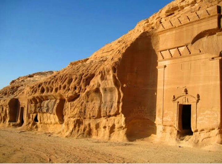 Mada'in Saleh - First archaeological site in Saudi Arabia Mada'in Saleh also called Al Hijr, is a pre Islamic archaeological site located in the AL Ula sector with in the AL Madinah region of Saudi Arabia. (1/n)