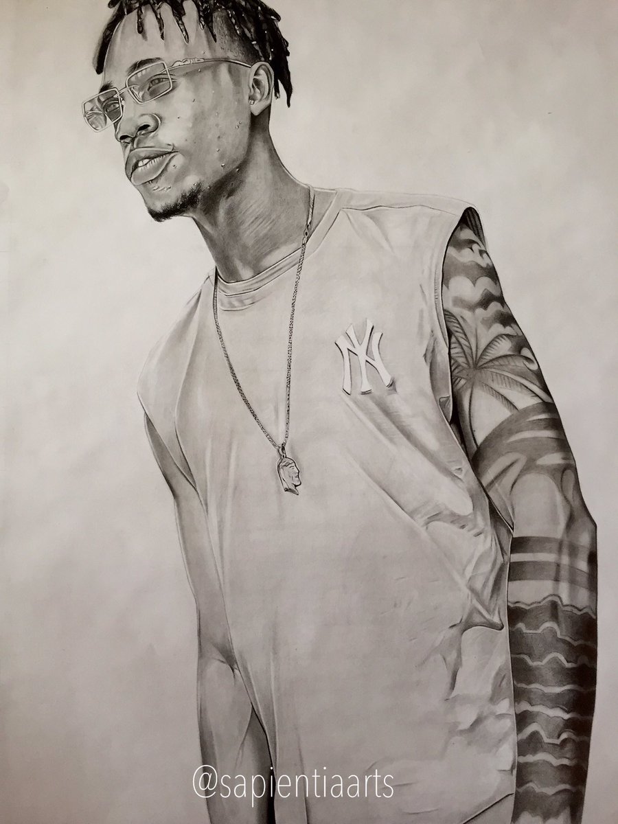 From scratch to finish 
Medium:Graphite and charcoal pencil on paper 
Duration:26hrs 
Size:22 by 19 inches 
Please RT ❤️
#sapientiaarts #wearenigeriacreatives #Lockdownextention #StaySafeNigeria #AccessTheStars #Africandevelopment #COVID__19 #SaturdayMotivation #LockDownNigeria