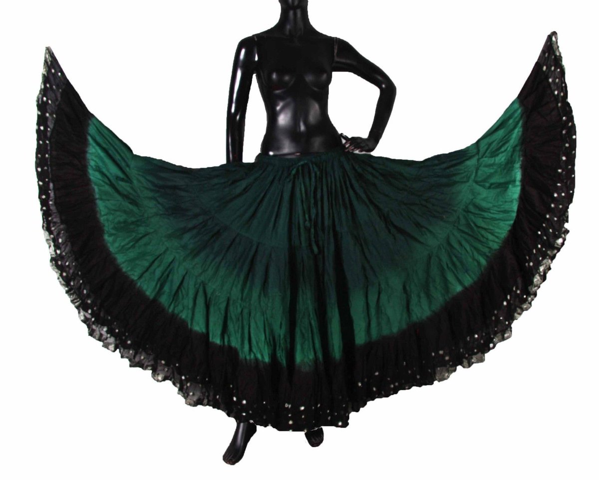 EwesternTrade's tweet photo. Tribal Belly Dance Cotton Skirt Available at very affordable Price. Skirts are available in 5 Sizes Small 34" , Medium 36" , Large 38" , XL 40" , XXl 42" and can be ready as per your demand . Color sequence #Dark Green/Green/Black
contact our Email: ewesterntrade@gmail.com https://t.co/R5CRizqTEU