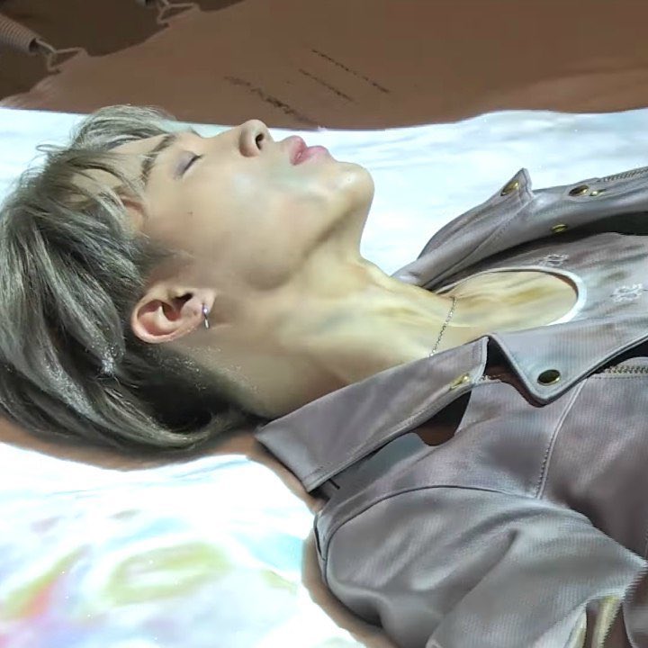 jimins ethereal beauty ; a thread
