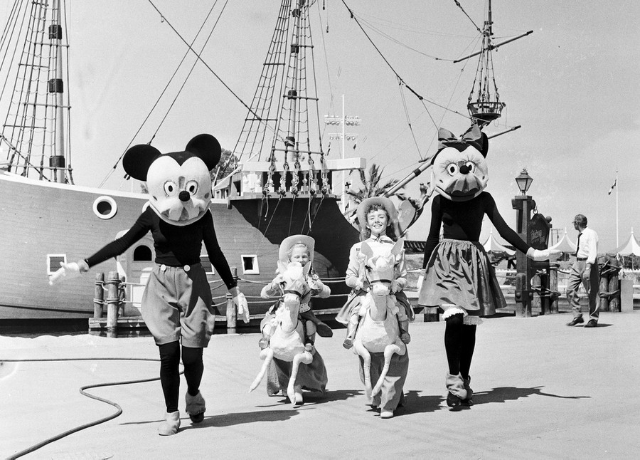 Disneyland characters looked like this: