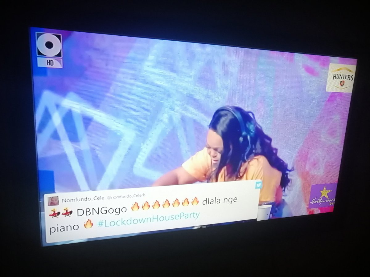 Ms_OTsILe's tweet photo. #LockdownHouseParty @DBNGogo I yesssss you Gogo pankop approves🔥🔥🔥LockdownHouseParty https://t.co/oSOiCMPShe