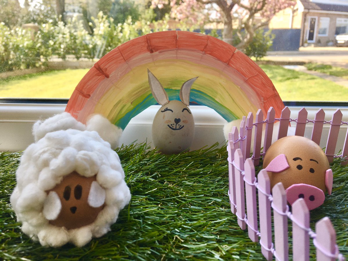 audreycambs's tweet photo. @better_studio @Hobbycraft #SpreadingCreativity a colourful Easter Eggs display made by My daughter! An egg citing rabbit, an egg citing sheep and an eggocentric piggy - Happy Easter ❌🌈 https://t.co/XZKGflUGKN