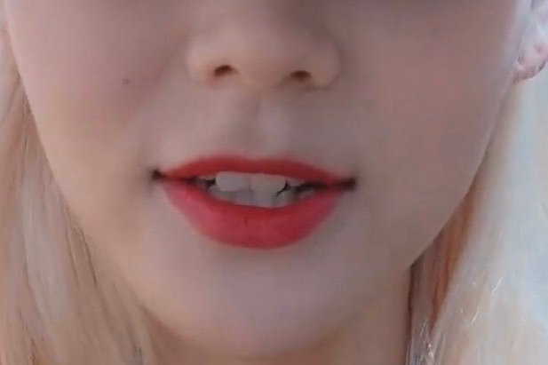 JEETH JEETH JEETH AAA A A AJEB E EJEETTH thank u <3 end of thread and i dont think theres gonna be more jinsoul tv eps. and im . trying not to think abt it.