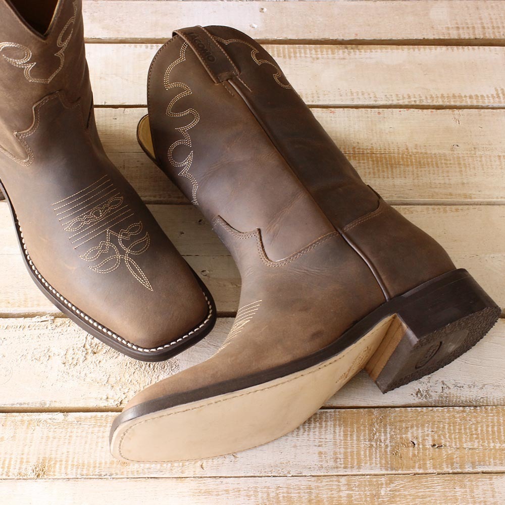 bota jacomo bico quadrado