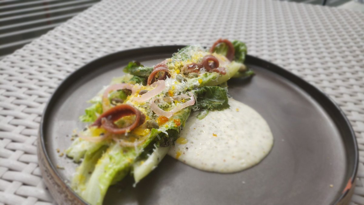 PlayWinery's tweet photo. Today’s feature: old classics modernized. Caesar salad with grilled romaine, cured yolks, and loads of lemon. Only available tonight through Play-To-Go - order at https://t.co/8W9PFhkWiE. #bcwine https://t.co/VSJydQuXss