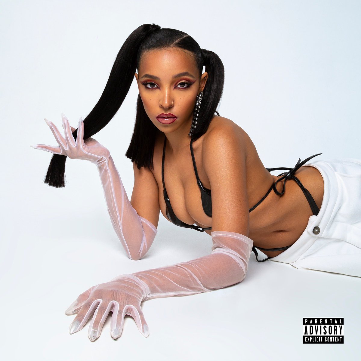  @Tinashe.Musical GENIUS! Legend. Stream “Songs For You” for clear skin and positive energy.