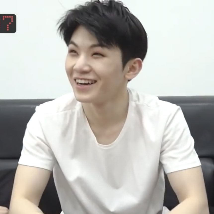 WOOZI LOOKING HOTTER THAN AFTERNOON IN JULY - A THREAD.SHUT UP I NEED THIS