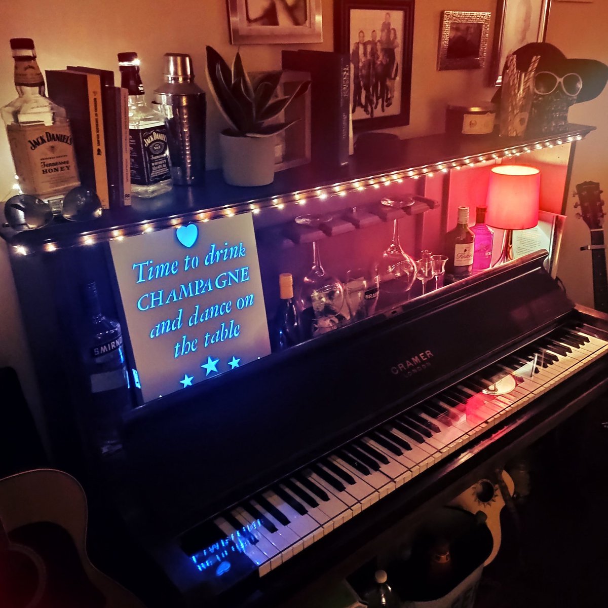 RadioRassilon's tweet photo. Lockdown life
#bar #pianobar #lockdown #cheerstotheweekend https://t.co/w2ojEtR2QS