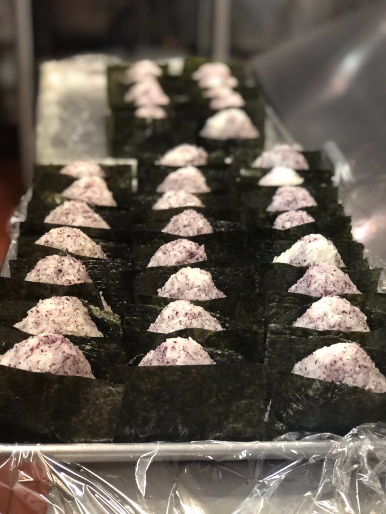 ebisu_la's tweet photo. Ready to go @golittletokyo
π π π
Today 4/11 5-7pm @cafedulcela
@chinchikurin_la @badsontacos @wolfandcranebar @lowboy_echopark @ebisu_la
#tofusalad #ebisu #littletokyo #golittletokyo #communityfeedingcommunity #bishamongroup #LoveLT https://t.co/rVi5oL9Q84