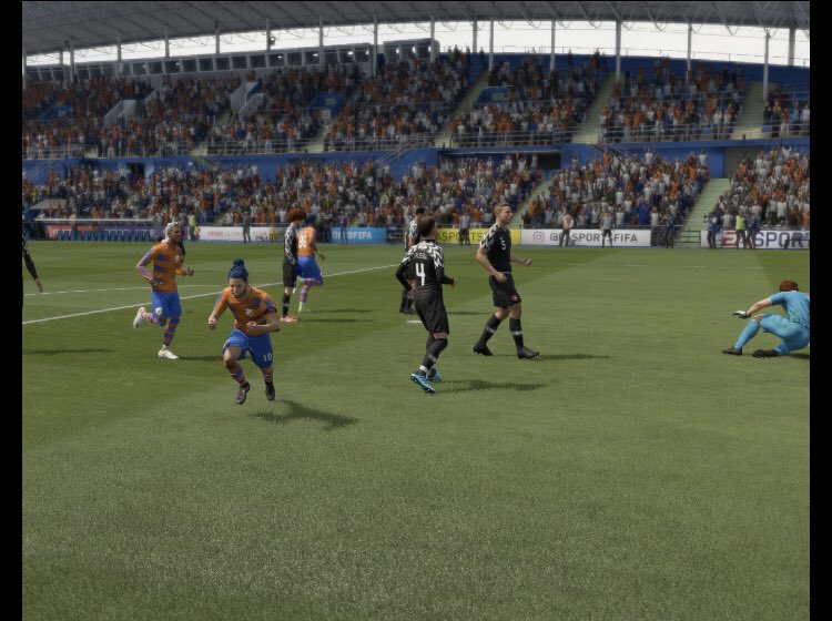 GoodBatzFC's tweet photo. Batz through to the semi’s again🎉

After finishing the group without losing a game, they pump @ExeterBrutally 3-1 to go through to the semi’s

@EASPORTSFIFA if you remove our players names again we’ll break ur legs

Can the Batz go B2B? 

#FTB https://t.co/wLr6XpHzXl