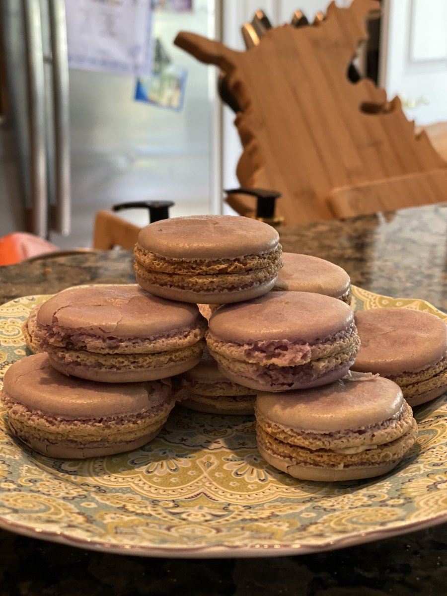 minimithiko's tweet photo. #ubemacarons #ube #StayAtHome https://t.co/a1iUCMIDH0