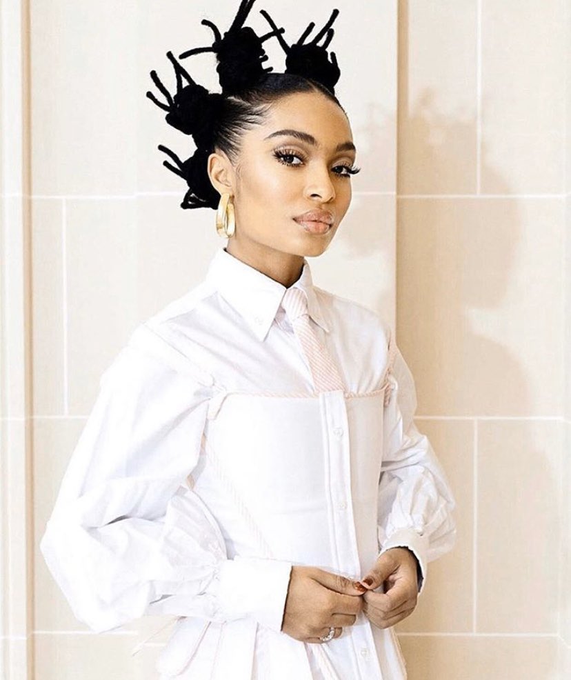 thecrownact's tweet photo. 👏🏽👏🏽👏🏽 We celebrate young queen @yarashahidi with her #CROWN of beautiful #bantuknots. https://t.co/OPB9C9viuv