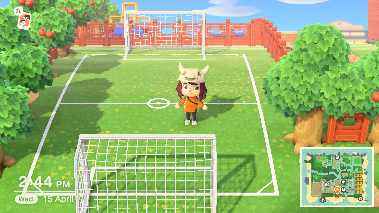 issy 🍐 on Twitter: "Design codes for a football pitch! Full set can be  found using my creator code! #AnimalCrossing #ACNH #NintendoSwitch  https://t.co/KpWM2sWWDb" / Twitter