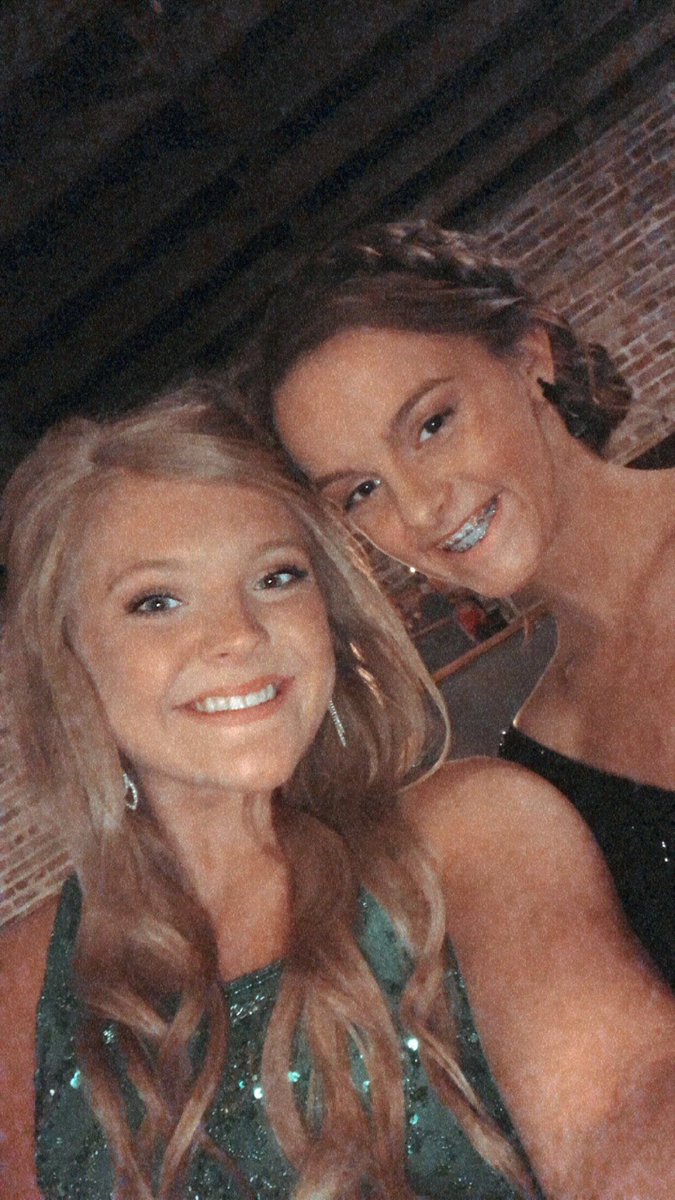 macifoster_'s tweet photo. happy 18th to my cuz &amp; bestie all in one🥳 Sanch is finally legal🔞! not sure what I’d do w/o ya💛 love u!               ps. once quarantine is over I’m coming to live at your house again😁 https://t.co/4wKuB8CVFR