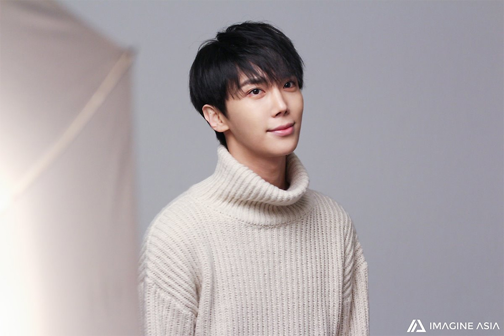 allkpop's tweet photo. Park Jung Min gets into a light car accident
https://t.co/CfqgNlCqXI https://t.co/MydVI6KLln