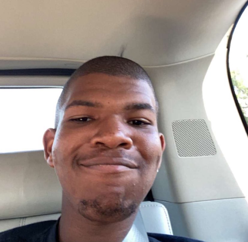 J0N0LV's tweet image. this why you never cheat on your barber no matter what’s going on in the world lmaoooo