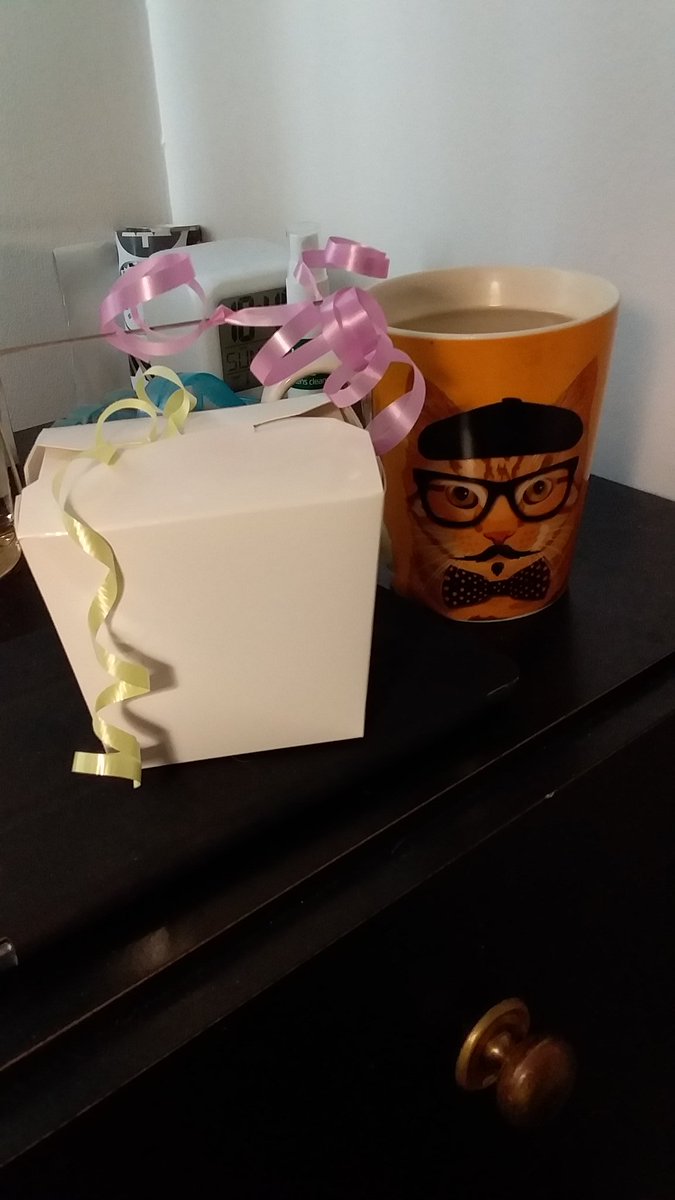 LesleyDewarAU's tweet image. My adorable first son played Easter Bunny, rode here on his bike, rang my doorbell and left me some Easter goodies. 
My gorgeous second son called, to make sure he had been to visit. 
I am blessed. 

Today is my 46th day of self-isolation. 
#safedistancing 
#HappyEaster