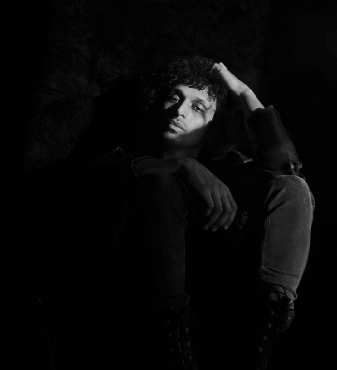 KyronArmstrong's tweet photo. Also.
Check out 'SPECTRES'
the latest release from
@MGrechMusic via @Patreon
#MartinGrech #HushMortalCore
#NewMusic #AlternativeMusician
https://t.co/w0T0fXHvNx https://t.co/JMNCndqiaM