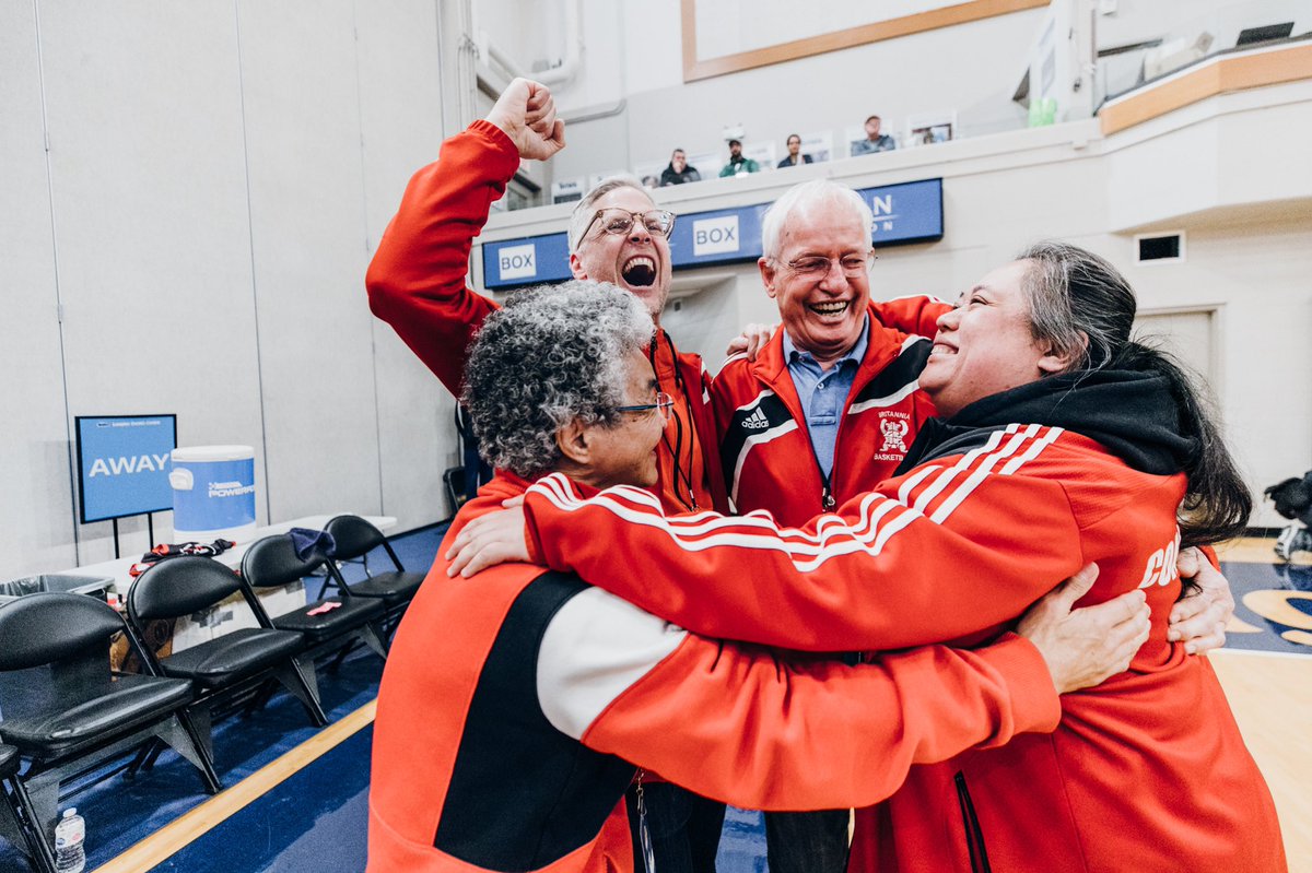 Mitra Tshan tweet media