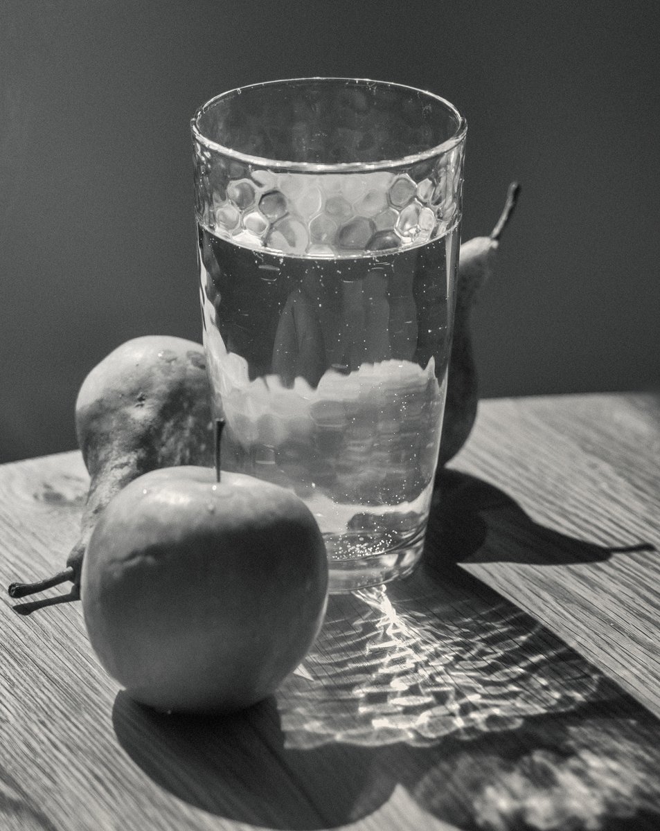 timm_burgess's tweet photo. #tedforbes The Art of Photography assignment which he has chosen as available light. And in the style of Josef Sudek. #josefsudek https://t.co/SJT9hV80y3