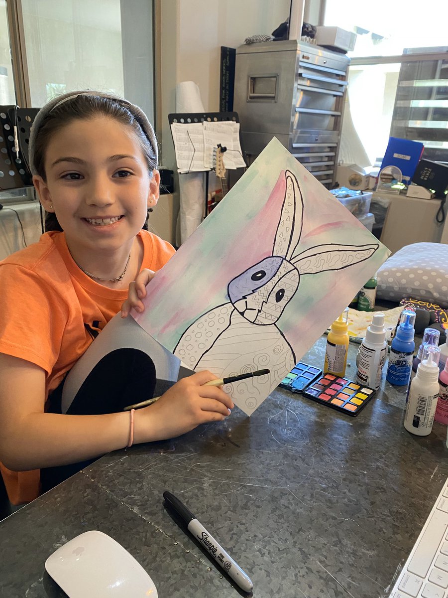 DRPDkids's tweet photo. What a fun art class with @carriecurranart !!  Please show us your bunnies 🐰! Here are some pics we received and we LOVED THEM! #BetterTogether #CarrieCurranArtStudio #DrLibbyDDS #DrBobby #OnlineArtClass #StayHome #DontRoam https://t.co/VJ4rJ9KlkH