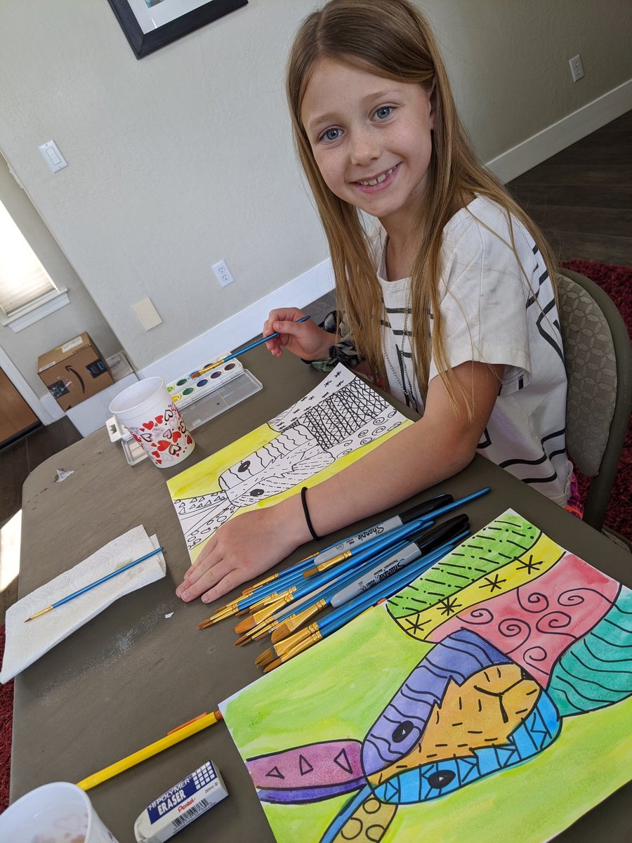 DRPDkids's tweet photo. What a fun art class with @carriecurranart !!  Please show us your bunnies 🐰! Here are some pics we received and we LOVED THEM! #BetterTogether #CarrieCurranArtStudio #DrLibbyDDS #DrBobby #OnlineArtClass #StayHome #DontRoam https://t.co/VJ4rJ9KlkH