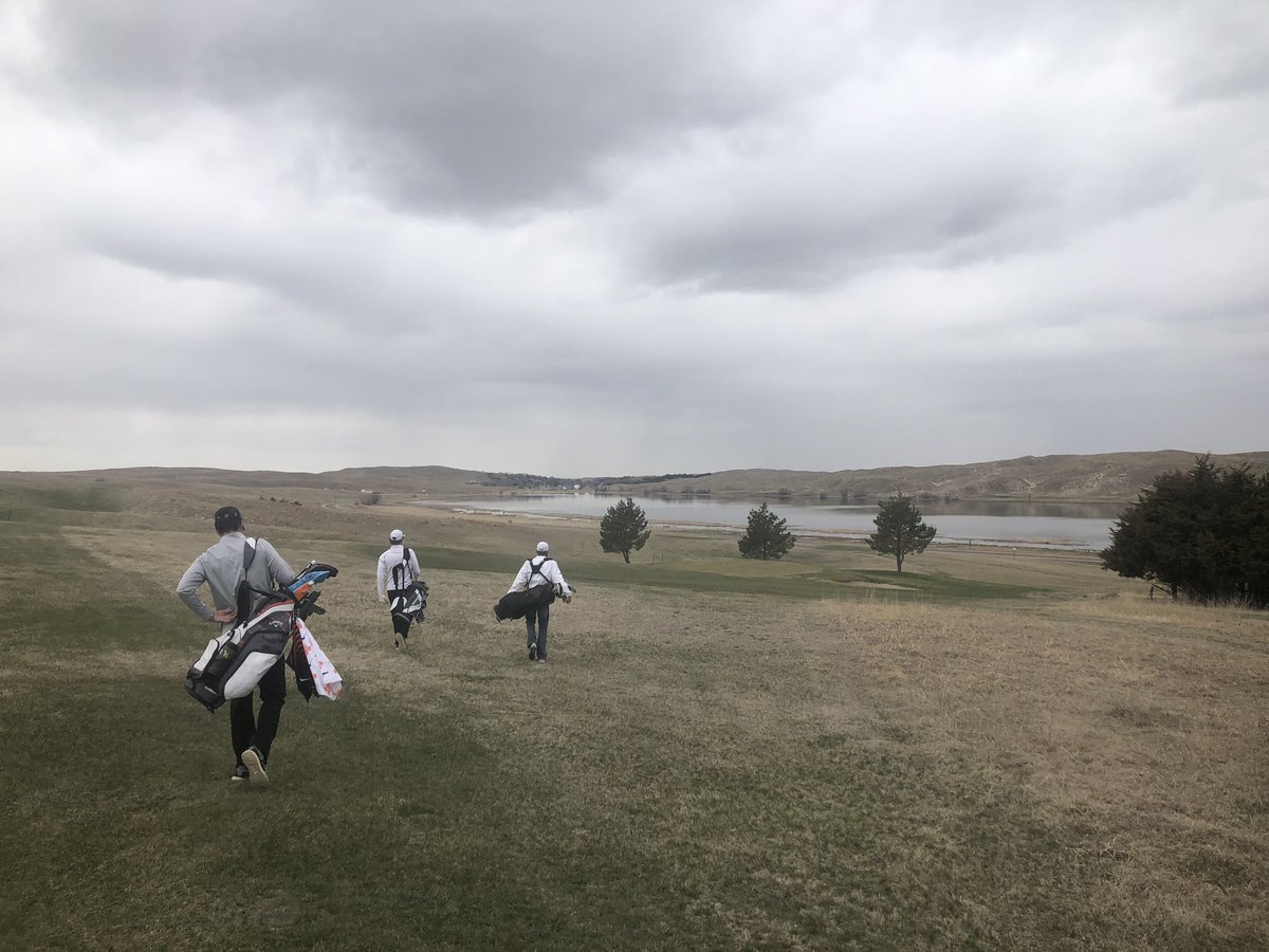 JarodSpurlin's tweet photo. Had a great time playing 18 with the boys at Pelican Beach Golf Course in Hyannis Nebraska, super underrated local course with awesome tee shots and small, subtle greens that are a lot of fun! @6Kylelake @bobcats_huddle @KdPhilly13 https://t.co/yQHqAA9Bx0