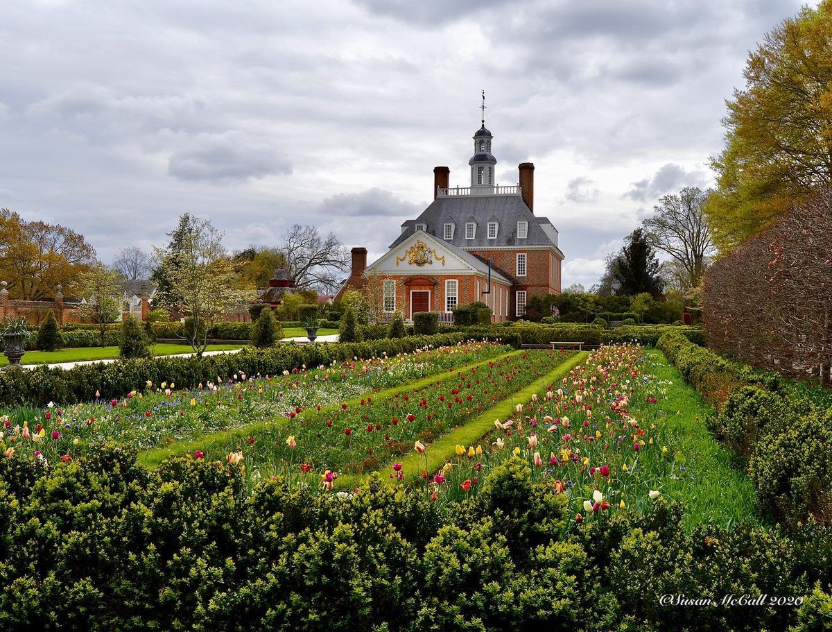 757collective's tweet photo. Spring at the Governor's Palace Gardens in Colonial Williamsburg. 📷 by @somckiai https://t.co/f4mdV5jhK3