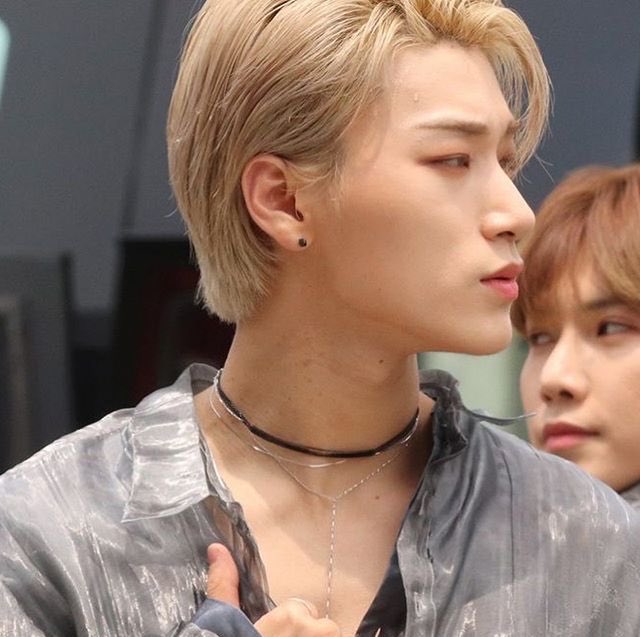 san’s neck freckles ; a thread