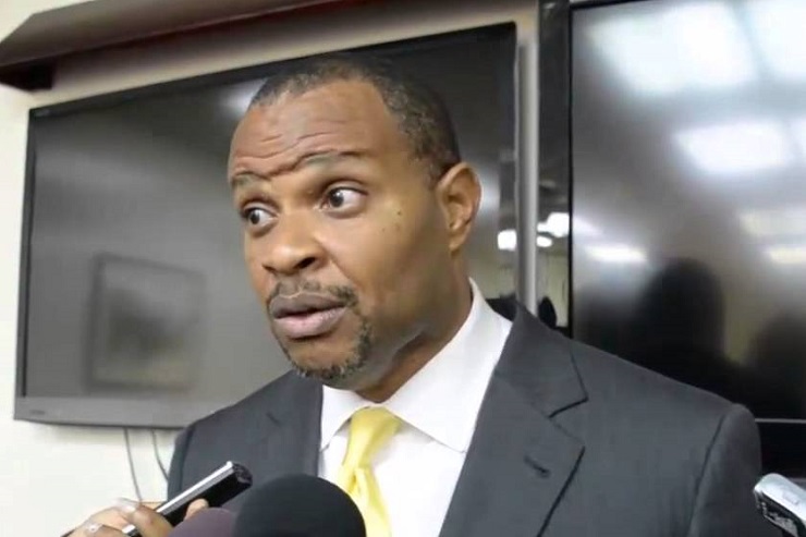 ADDRESS: Barbados PM Mia Mottley goes across party lines &amp; enlists help of ex-Finance Minister &amp; PM Owen Arthur &amp; ex-Finance Minister in Stuart Administration Chris Sinckler - part of a Jobs &amp; Investment Council - assisting national stakeholders on economic matters