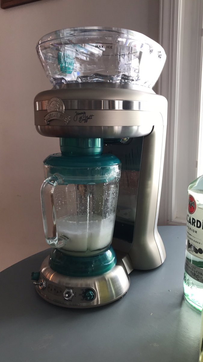 gyranosaurusrex's tweet photo. I’ve had 10 frozen margaritas today. Will be doing the same daily going forward. https://t.co/xxD8PEjoA0