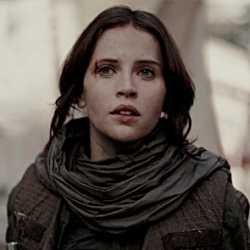 builtonhcpe's tweet photo. ⠀                𝘿𝙍𝙐𝙉𝙆 𝙂𝘼𝙈𝙀.
⠀                          🍺

             you find jyn completely drunk
             on a dark alley, near a cantina.
             what would you do ? if i like it,
             means we can plot the same
             scenario in dm's. https://t.co/j8DFumxK76