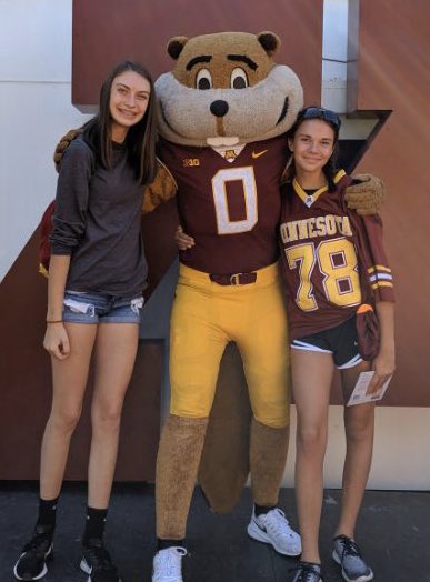 CarolineSlette1's tweet photo. @GoldytheGopher https://t.co/QvZC2FpDWA