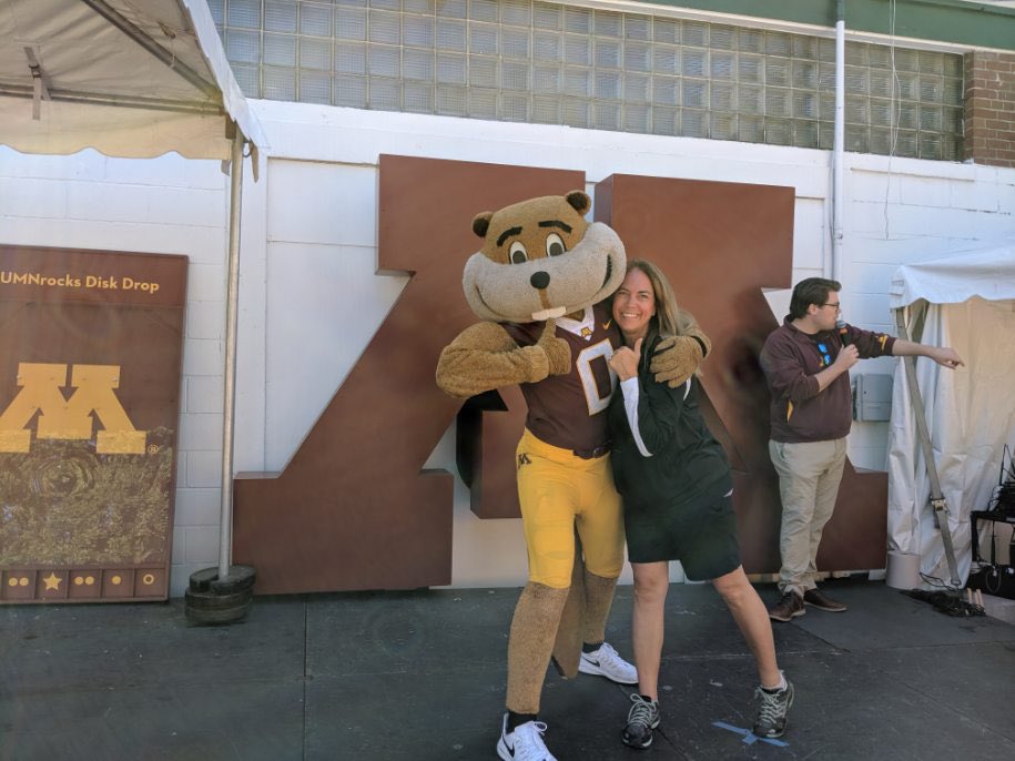 CarolineSlette1's tweet photo. @GoldytheGopher https://t.co/QvZC2FpDWA