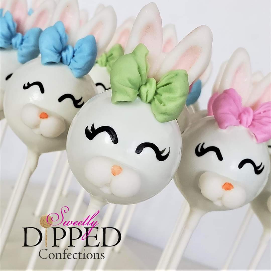 sweetlydipped's tweet photo. THANK YOU to everyone who purchased an Easter #cakepop box! We completely sold out within 24 hours of posting ☺️
We'll continue contact-free pick ups &amp; deliveries for your smaller gatherings for as long as is needed 💗
From my family to yours, #HappyEaster 🐣🐰🎚 https://t.co/uz7R1G3wfL