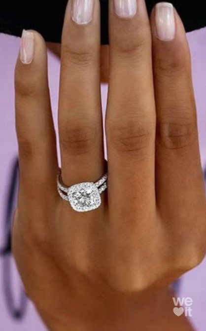 14. Plus tard il te fait sa demande la bague ?