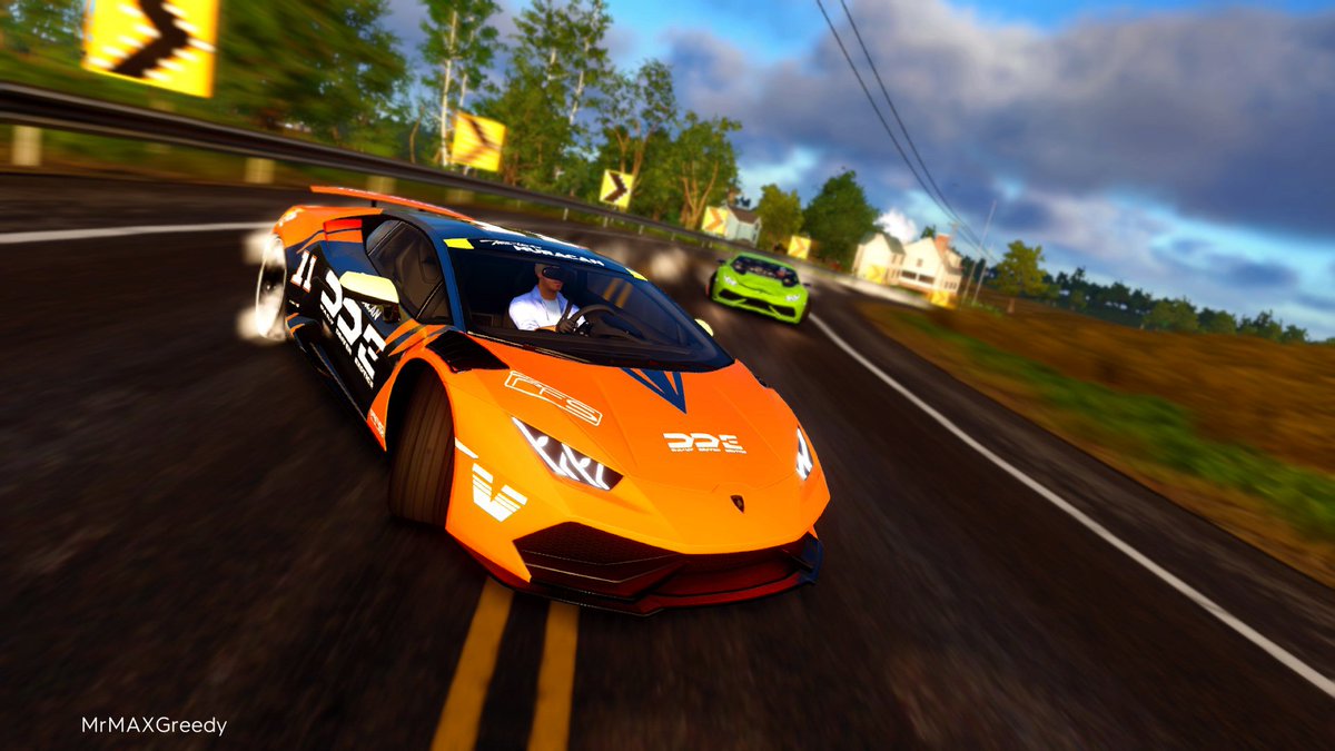 TC2NicelyDone's tweet photo. Sideways π
#DDEFAM @DDEdamon #TireSlayer #Lamborghini #Huracan #LamborghiniHuracan #RWD #NoTC #Drift #Drifting #sideways #speedhunters #TheCrew2 #XboxShare https://t.co/pCa3gV05e9