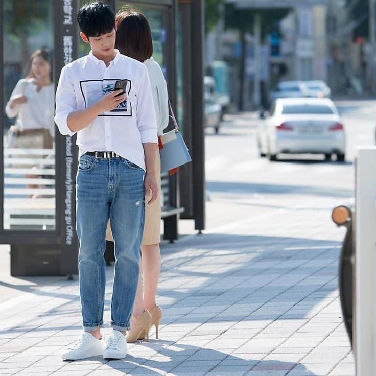 kdramaslut's tweet photo. i’m crying this is so cute 🥺🥺 https://t.co/jE2knnsyJC