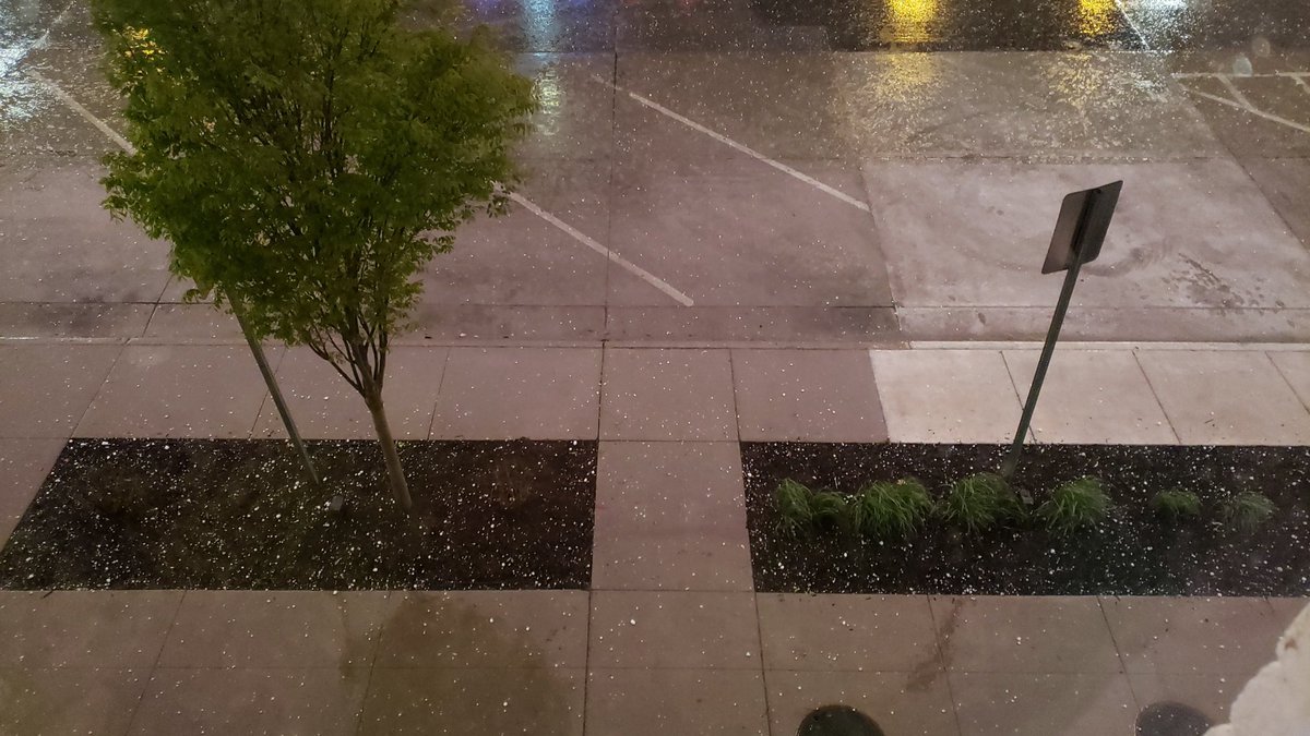 BrendanJensen's tweet photo. Tons of hail in downtown! https://t.co/tietbi5WdG