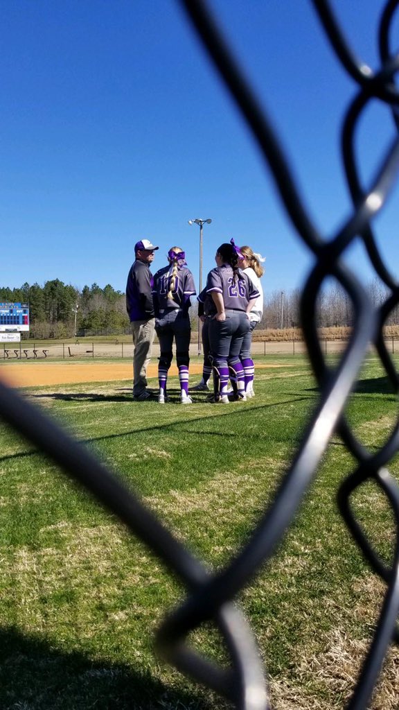 coachdoles's tweet photo. Today I will continue honoring my seniors. We honor #11 Brooke Daniels. We are thinking of you and miss you!! Hope to get the chance to be on the field again this year! https://t.co/uAXExtMzJL