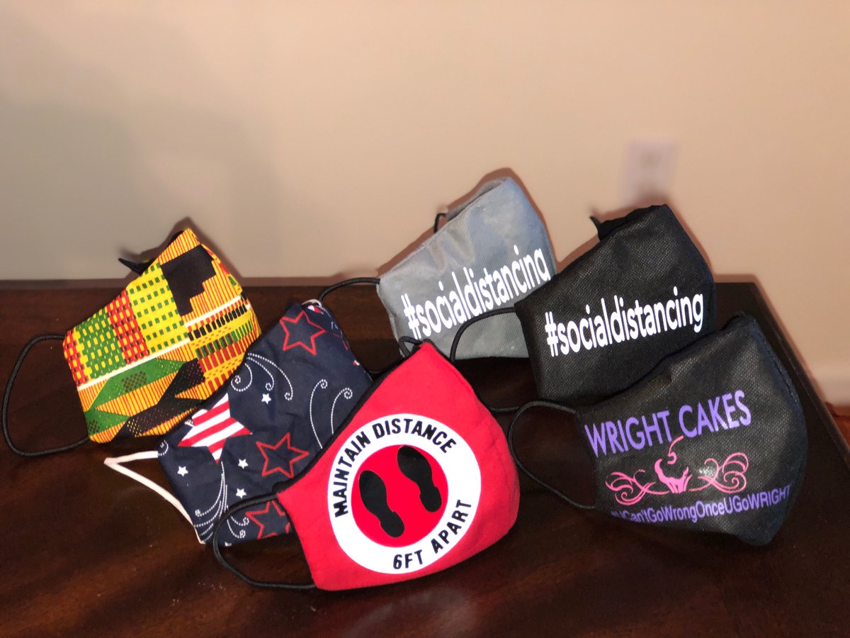 COLDxHARDx_CASH's tweet photo. Custom face mask😊SN I’ve been sewing since elementary school, my aunt taught me and I actually I took fashion design in HSand college. My major in college was Fashion Merchandising. #FunFactsAboutCash  #socialdistancing #socialdistancing2020 #facemasktutorial #diyfacemask https://t.co/62ZT7HhRVy
