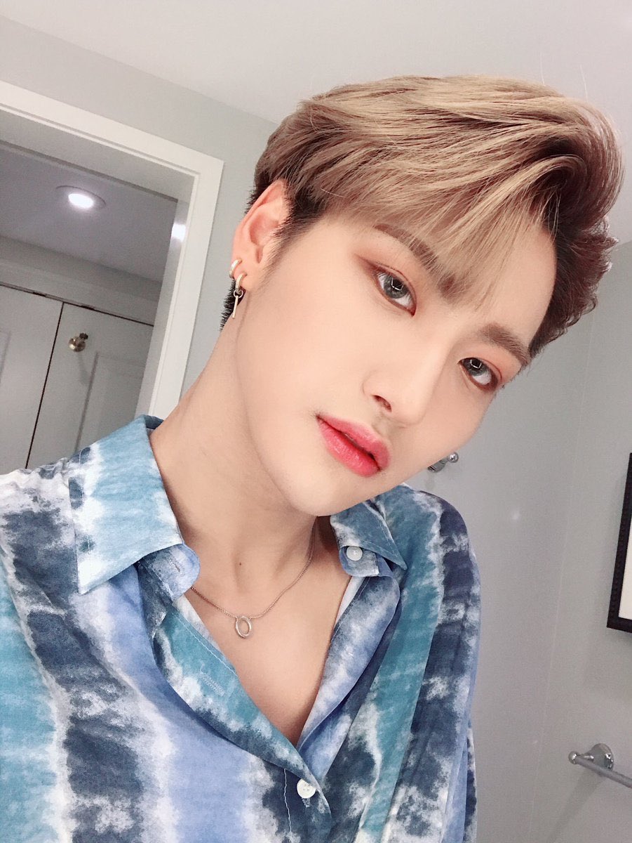 Seonghwa: Necessary thread.