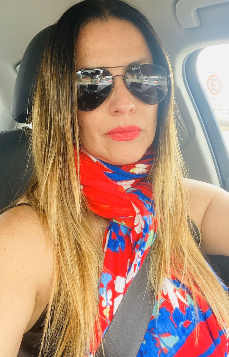 Resiliencia.No son los más fuertes de la especie los que sobreviven, ni los más inteligentes.Sobreviven los más flexibles y adaptables a los cambios. Con una actitud más cercana al junco que a la roca.