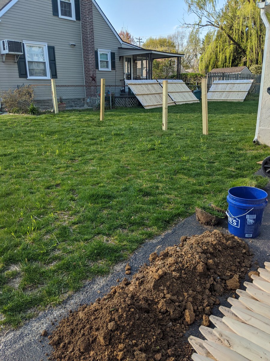 TenThrizzle's tweet photo. Building a fence, day 1. Dug holes for posts, back filled with stone, cut posts down to appropriate length. Placed posts as a mock up. #BuildingAFence https://t.co/IWVI6aYp9Z