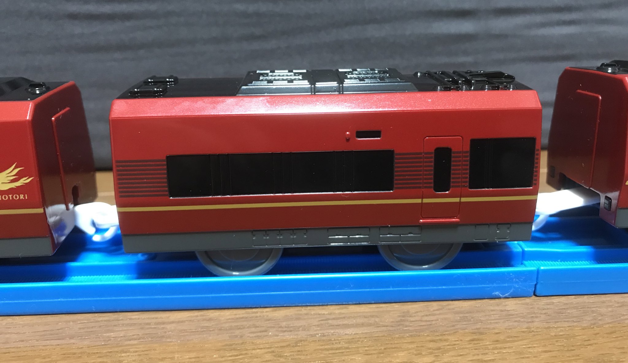 洛楽ココア 最近買った近鉄特急ひのとりプラレールを開封