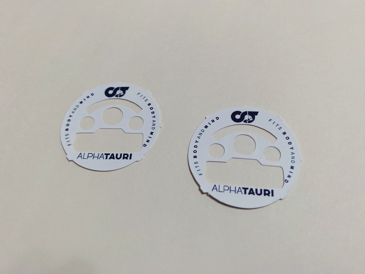 コテコテ Coteda 前回作った Alphatauri 自作腕時計 ステッカーの間から見える黒い文字盤を何とかしたくて ちょっとデザイン変更して文字盤から作っちゃいました 調子に乗って4つも Alphataurif1 シルエットカメオ シルエットジャパンアワード